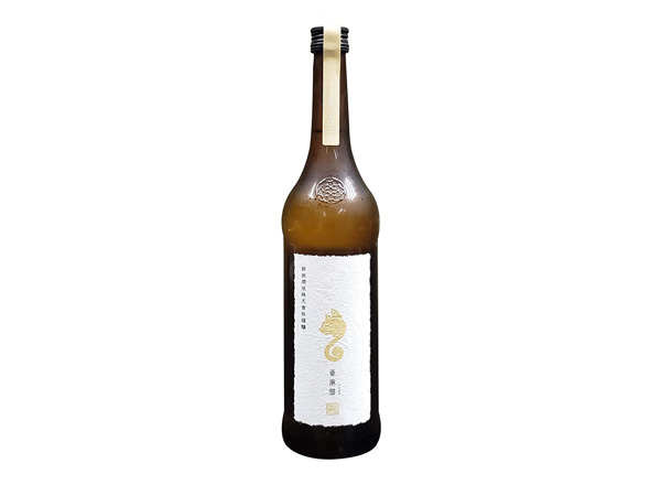 嘉兴日本清酒回收新政亚麻猫清酒新政酒造